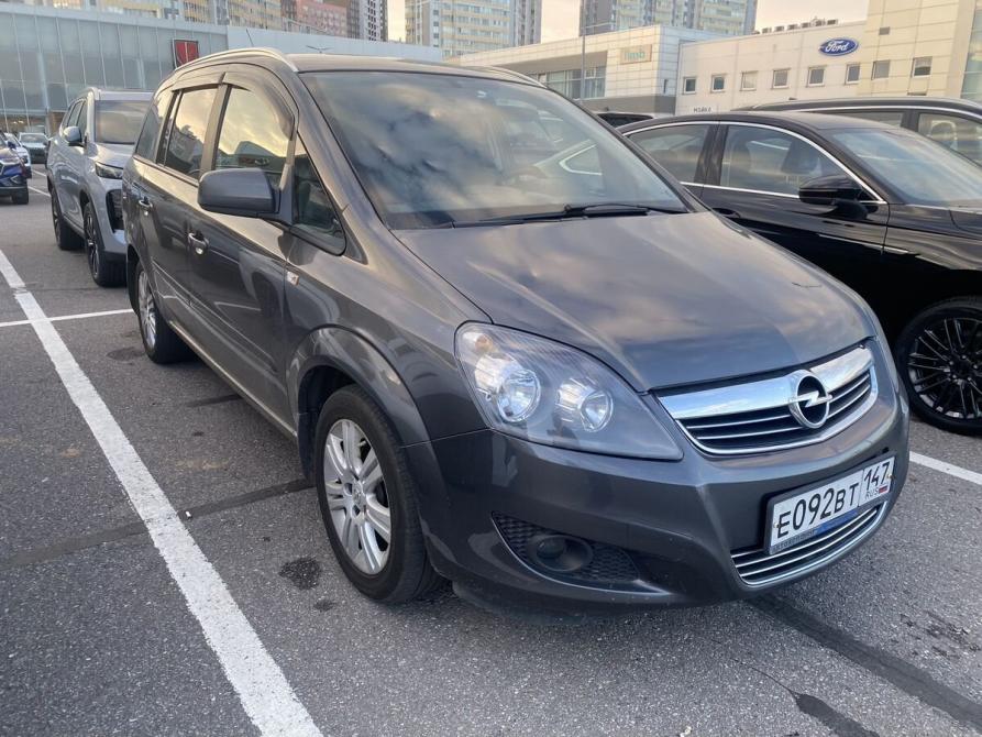 Opel Zafira B Рестайлинг Санкт-Петербург  - изображение 2