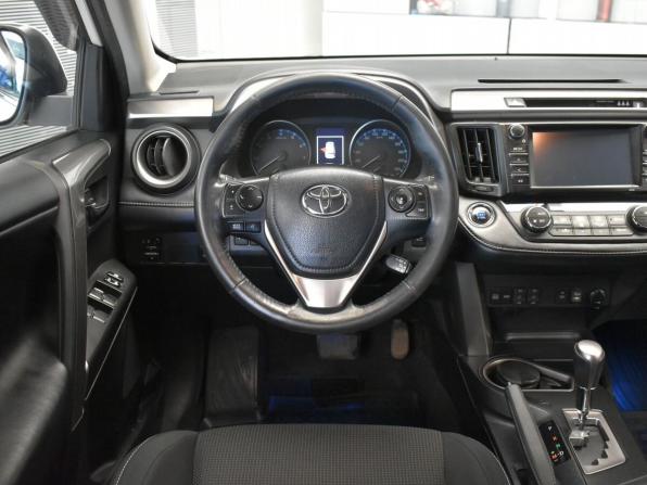 Toyota RAV4 IV (XA40) Рестайлинг с пробегом 2018 года, цена 2 435 000 рублей, 155500 км, внедорожник, Автокод Объявления
