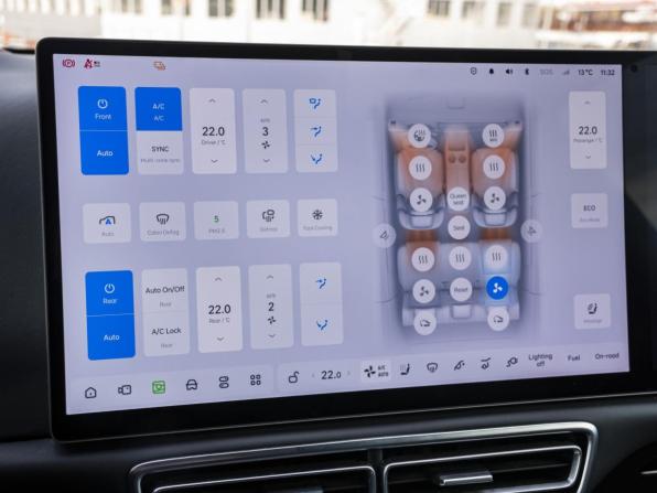 Li Auto (Lixiang) L7 I с пробегом 2023 года, цена 6 548 000 рублей, 48406 км, внедорожник, Автокод Объявления