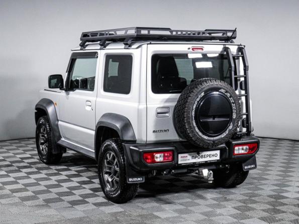 Suzuki Jimny IV с пробегом 2022 года, цена 3 190 000 рублей, 69000 км, внедорожник, Автокод Объявления