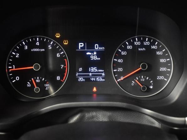 Kia Rio IV Рестайлинг с пробегом 2021 года, цена 1 724 900 рублей, 44153 км, седан, Автокод Объявления