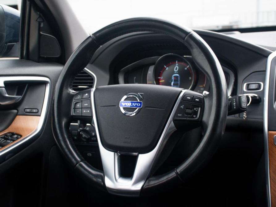 Volvo XC60 I Рестайлинг Москва  - изображение 11