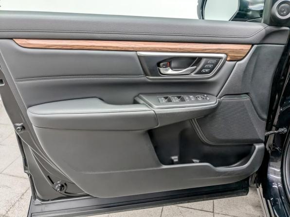 Honda CR-V V Рестайлинг с пробегом 2021 года, цена 4 090 000 рублей, 70770 км, внедорожник, Автокод Объявления