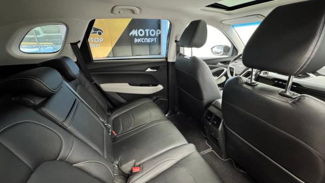Chevrolet Captiva II с пробегом 2022 года, цена 1 990 000 рублей, 41869 км, внедорожник, Автокод Объявления