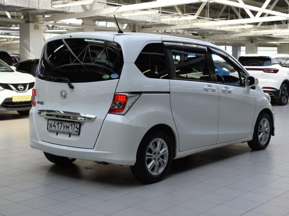 Honda Freed I Рестайлинг 2 с пробегом 2014 года, цена 985 000 рублей, 174605 км, компактвэн, Автокод Объявления