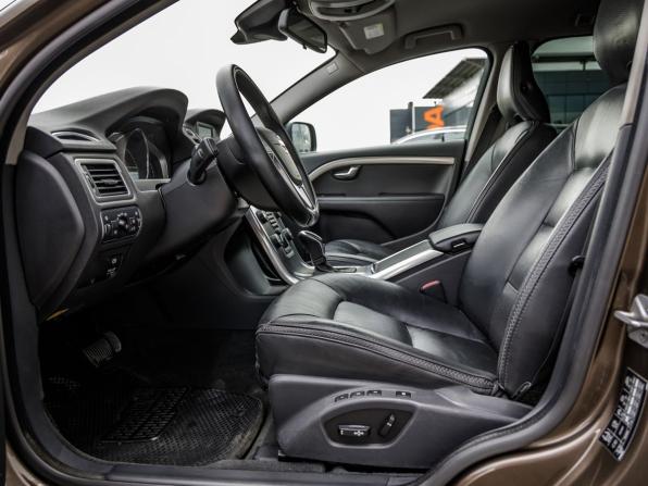 Volvo XC70 II Рестайлинг с пробегом 2014 года, цена 1 898 000 рублей, 218908 км, универсал, Автокод Объявления