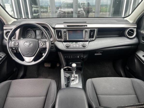 Toyota RAV4 IV (XA40) Рестайлинг с пробегом 2017 года, цена 2 885 000 рублей, 100000 км, внедорожник, Автокод Объявления