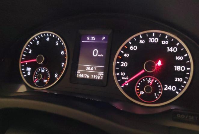 Volkswagen Tiguan I Рестайлинг с пробегом 2015 года, цена 1 550 000 рублей, 144130 км, внедорожник, Автокод Объявления