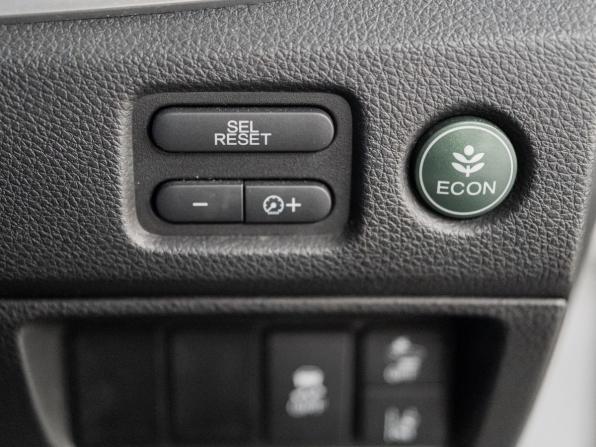 Honda Jade I с пробегом 2015 года, цена 1 349 000 рублей, 145632 км, компактвэн, Автокод Объявления