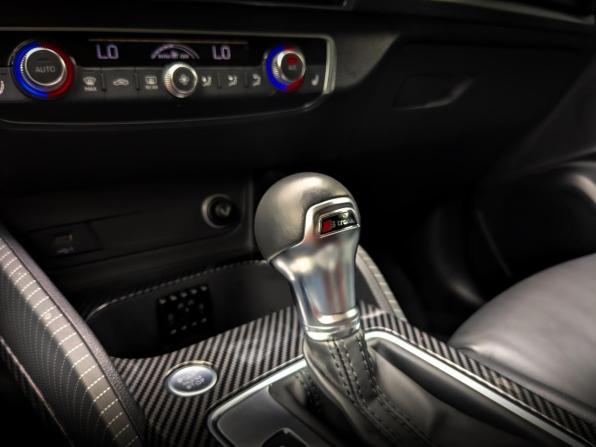 Audi Q2 I Рестайлинг с пробегом 2021 года, цена 2 850 000 рублей, 44660 км, внедорожник, Автокод Объявления