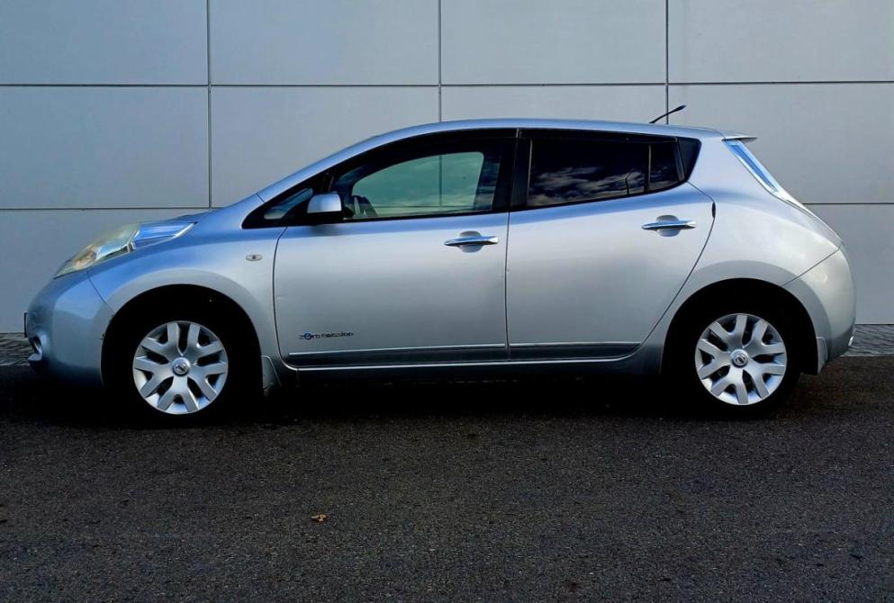 Nissan Leaf I (ZE0/AZE0) Абакан  - изображение 8