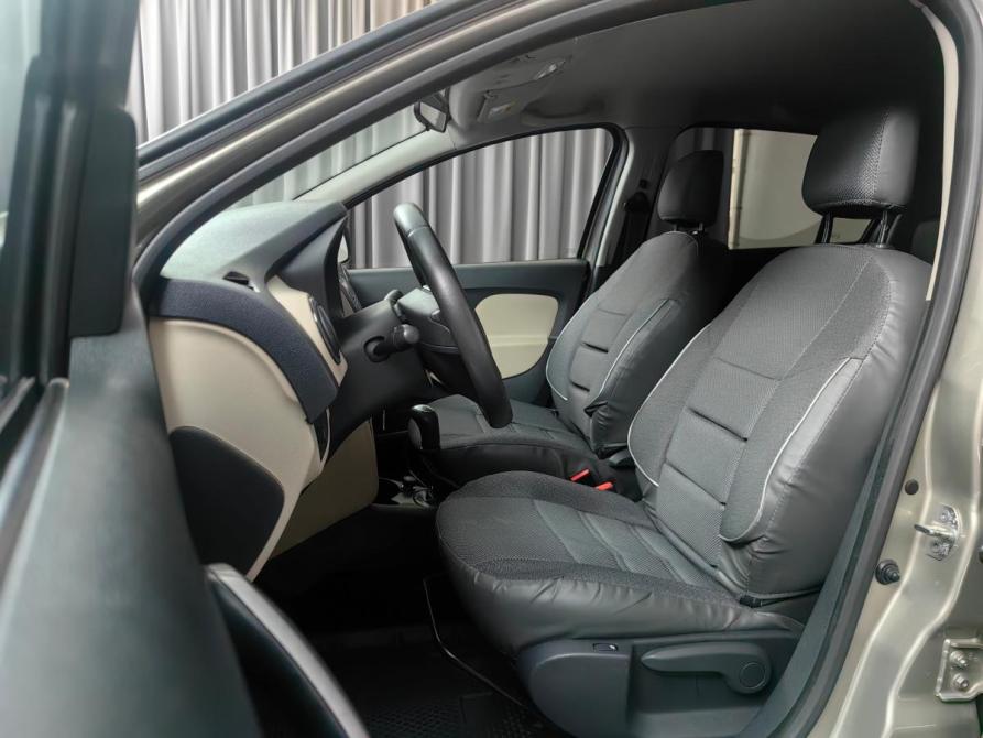 Renault Logan II Москва  - изображение 9