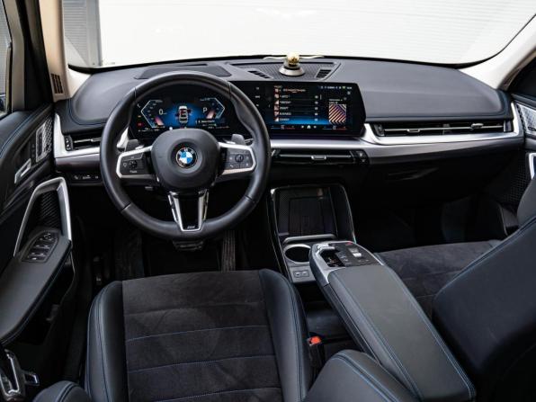 BMW X1 III (U11/U12) с пробегом 2025 года, цена 5 300 000 рублей, 21378 км, внедорожник, Автокод Объявления