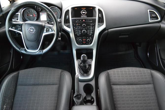 Opel Astra J Рестайлинг с пробегом 2012 года, цена 770 000 рублей, 178526 км, хэтчбек, Автокод Объявления