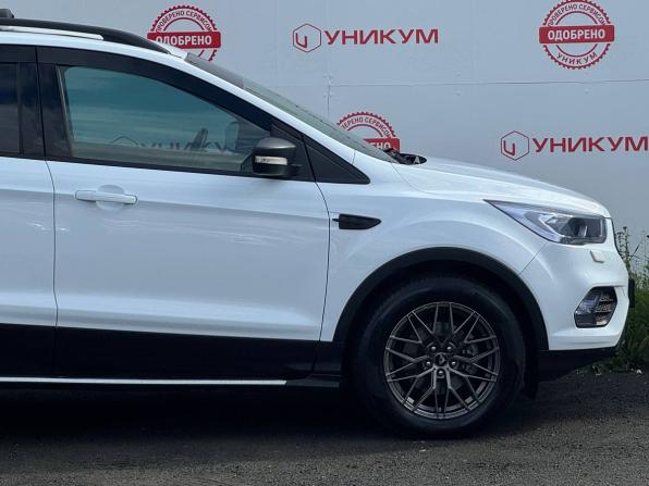 Ford Kuga II Рестайлинг с пробегом 2018 года, цена 1 769 000 рублей, 150913 км, внедорожник, Автокод Объявления