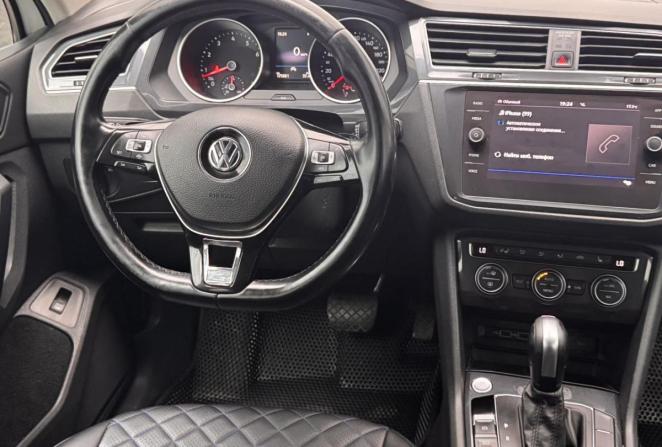 Volkswagen Tiguan II с пробегом 2020 года, цена 2 115 000 рублей, 175881 км, внедорожник, Автокод Объявления