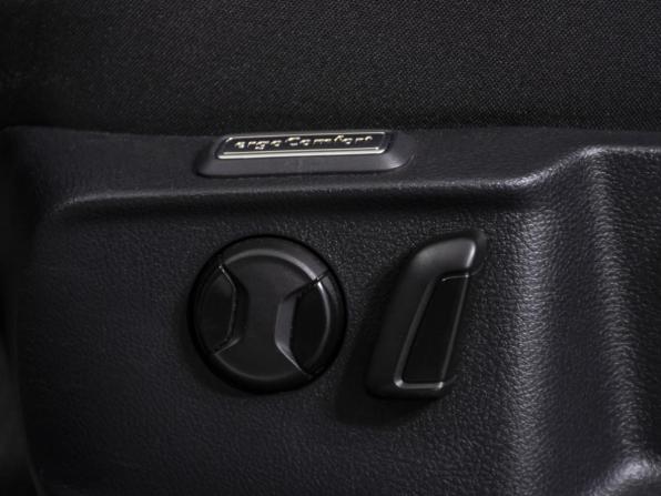 Volkswagen Passat B8 Рестайлинг с пробегом 2019 года, цена 2 178 000 рублей, 171146 км, седан, Автокод Объявления