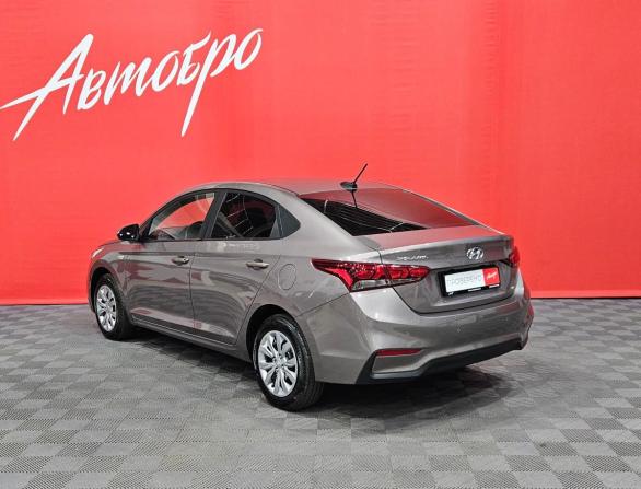 Hyundai Solaris II с пробегом 2019 года, цена 1 399 000 рублей, 121036 км, седан, Автокод Объявления