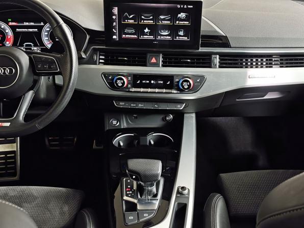 Audi A4 V (B9) Рестайлинг с пробегом 2021 года, цена 3 497 000 рублей, 93747 км, седан, Автокод Объявления