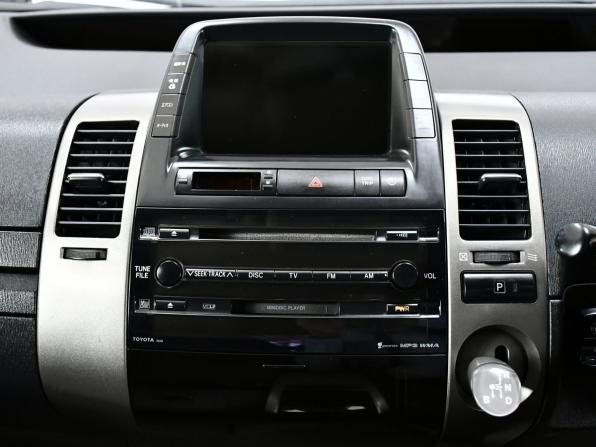 Toyota Prius II Рестайлинг (XW20) с пробегом 2011 года, цена 977 000 рублей, 221419 км, лифтбек, Автокод Объявления