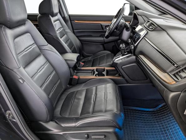 Honda CR-V V с пробегом 2017 года, цена 3 065 000 рублей, 72170 км, внедорожник, Автокод Объявления