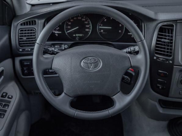 Toyota Land Cruiser 100 Series Рестайлинг 2 с пробегом 2007 года, цена 2 280 000 рублей, 544518 км, внедорожник, Автокод Объявления