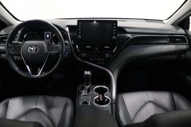 Toyota Camry VIII (XV70) Рестайлинг с пробегом 2022 года, цена 3 450 000 рублей, 60588 км, седан, Автокод Объявления