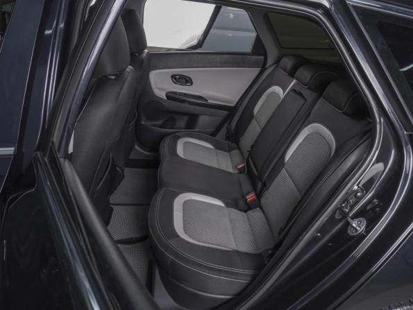 Kia Ceed II Рестайлинг с пробегом 2017 года, цена 1 299 000 рублей, 165364 км, универсал, Автокод Объявления