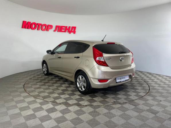 Hyundai Solaris I с пробегом 2012 года, цена 639 000 рублей, 174445 км, хэтчбек, Автокод Объявления