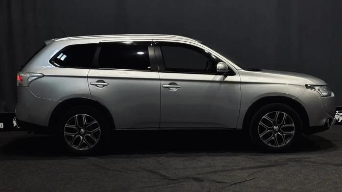 Mitsubishi Outlander III с пробегом 2014 года, цена 1 300 000 рублей, 210000 км, внедорожник, Автокод Объявления