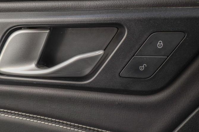 FAW Besturn X40 I с пробегом 2019 года, цена 1 299 000 рублей, 106945 км, внедорожник, Автокод Объявления
