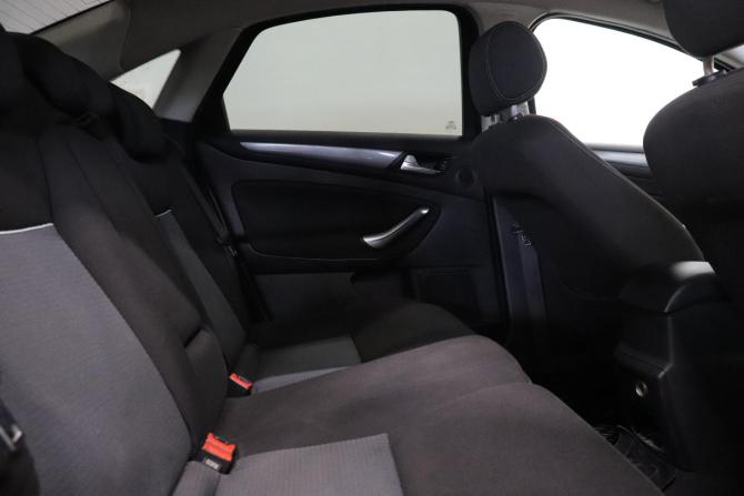 Ford Mondeo IV Рестайлинг с пробегом 2011 года, цена 705 000 рублей, 153605 км, седан, Автокод Объявления