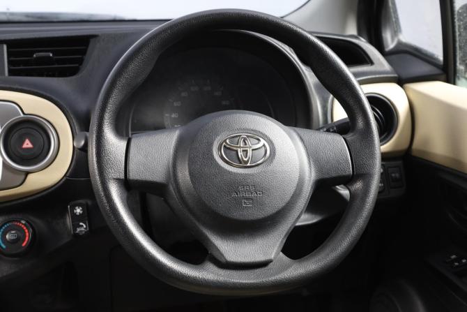 Toyota Vitz III (XP130) с пробегом 2011 года, цена 729 000 рублей, 106000 км, хэтчбек, Автокод Объявления