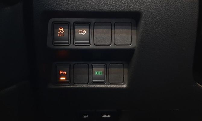 Nissan Qashqai II с пробегом 2014 года, цена 1 540 000 рублей, 75266 км, внедорожник, Автокод Объявления