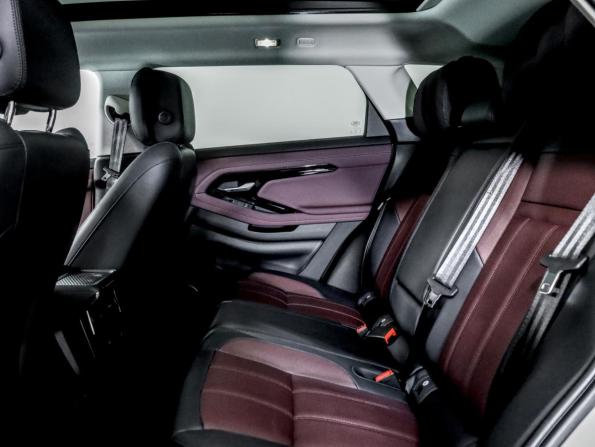 Land Rover Range Rover Evoque II Рестайлинг с пробегом 2024 года, цена 4 990 000 рублей, 35104 км, внедорожник, Автокод Объявления