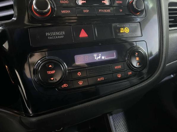 Mitsubishi Outlander III с пробегом 2012 года, цена 1 079 440 рублей, 256648 км, внедорожник, Автокод Объявления