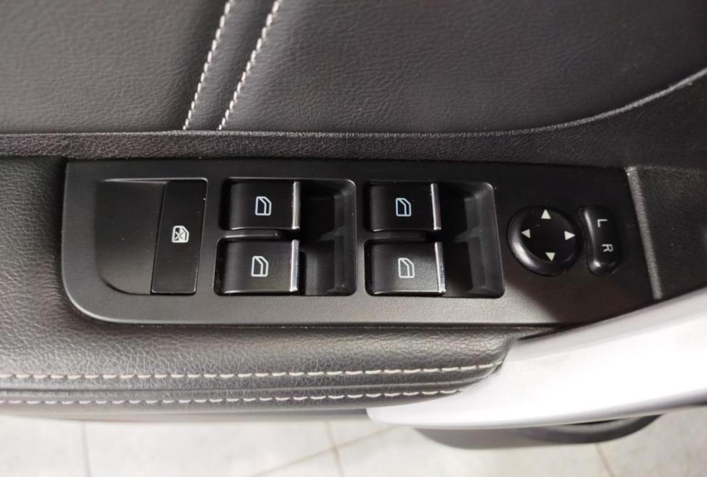 Geely Emgrand 7 I Рестайлинг Саратов  - изображение 19