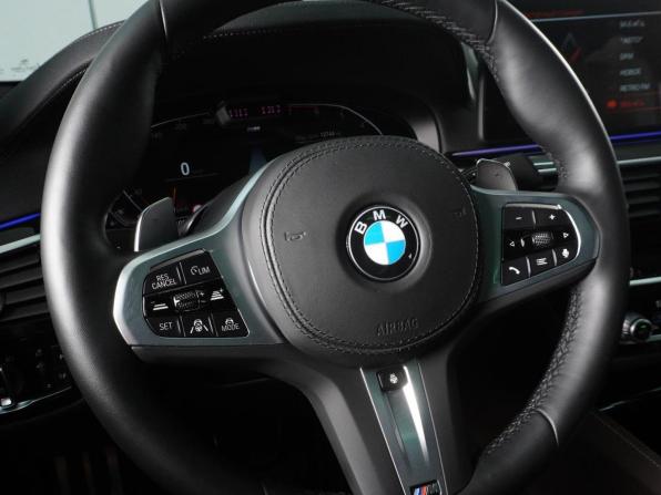 BMW 5 серии VII (G30/G31/G38) Рестайлинг с пробегом 2022 года, цена 6 249 000 рублей, 12744 км, седан, Автокод Объявления