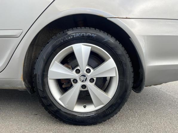 Skoda Octavia II (A5) Рестайлинг с пробегом 2012 года, цена 780 000 рублей, 143000 км, лифтбек, Автокод Объявления