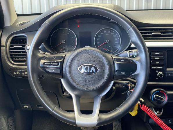Kia Rio IV с пробегом 2018 года, цена 1 227 000 рублей, 133452 км, седан, Автокод Объявления