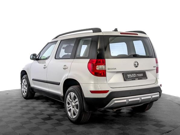 Skoda Yeti I Рестайлинг с пробегом 2017 года, цена 1 575 000 рублей, 105869 км, внедорожник, Автокод Объявления