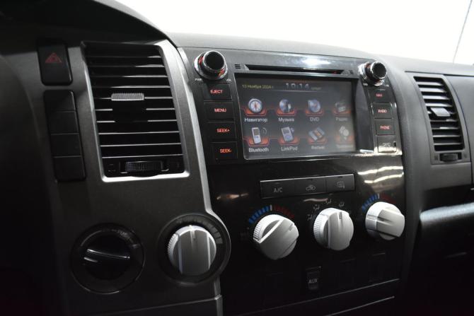 Toyota Tundra II с пробегом 2011 года, цена 2 540 000 рублей, 300000 км, пикап, Автокод Объявления
