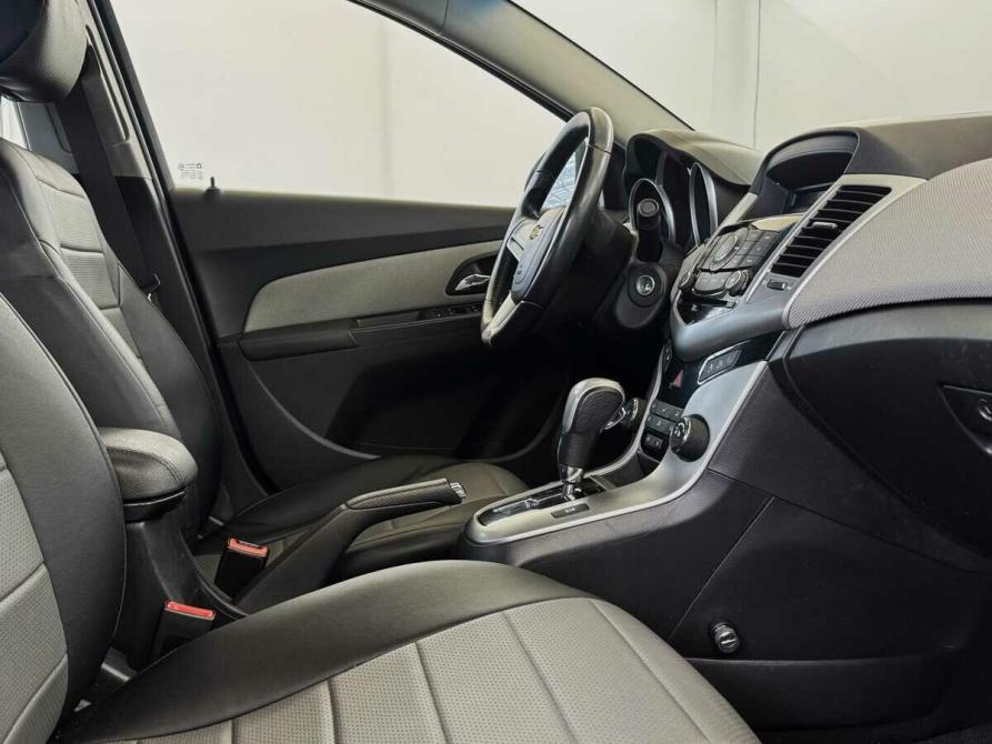 Chevrolet Cruze I Москва  - изображение 11