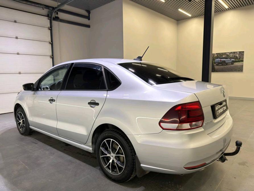 Volkswagen Polo V Рестайлинг Новосибирск  - изображение 4