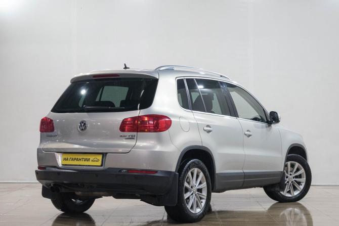 Volkswagen Tiguan I Рестайлинг с пробегом 2013 года, цена 1 979 000 рублей, 122046 км, внедорожник, Автокод Объявления