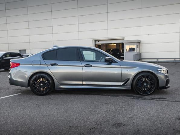 BMW 5 серии VII (G30/G31/G38) с пробегом 2018 года, цена 3 948 000 рублей, 153506 км, седан, Автокод Объявления