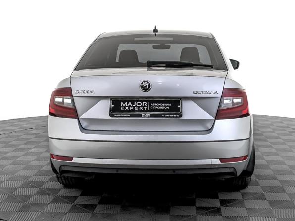 Skoda Octavia III (A7) Рестайлинг с пробегом 2019 года, цена 1 695 000 рублей, 130000 км, лифтбек, Автокод Объявления