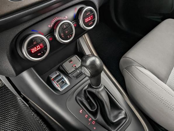 Alfa Romeo Giulietta III с пробегом 2014 года, цена 1 235 000 рублей, 105563 км, хэтчбек, Автокод Объявления