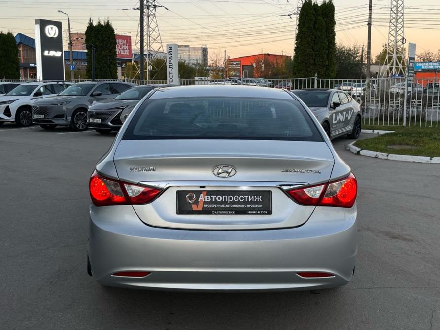 Hyundai Sonata VI (YF) Калуга  - изображение 5