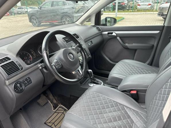 Volkswagen Touran I Рестайлинг 2 с пробегом 2012 года, цена 830 000 рублей, 162000 км, компактвэн, Автокод Объявления